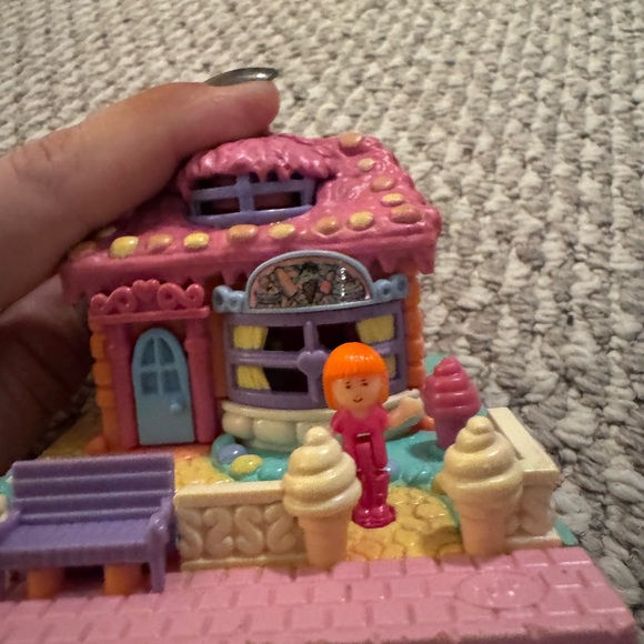 Vintage Polly Pocket ice cream shack - Picture 5 of 5